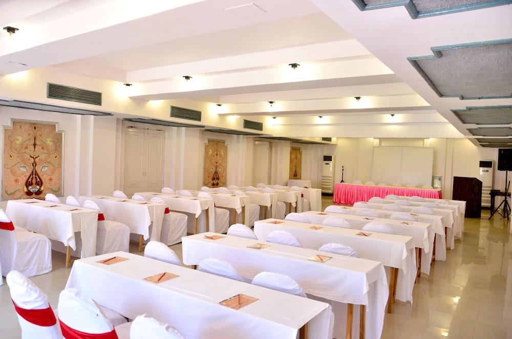 The Byke Old Anchor Beach Resort & Spa Cavelossim Extérieur photo