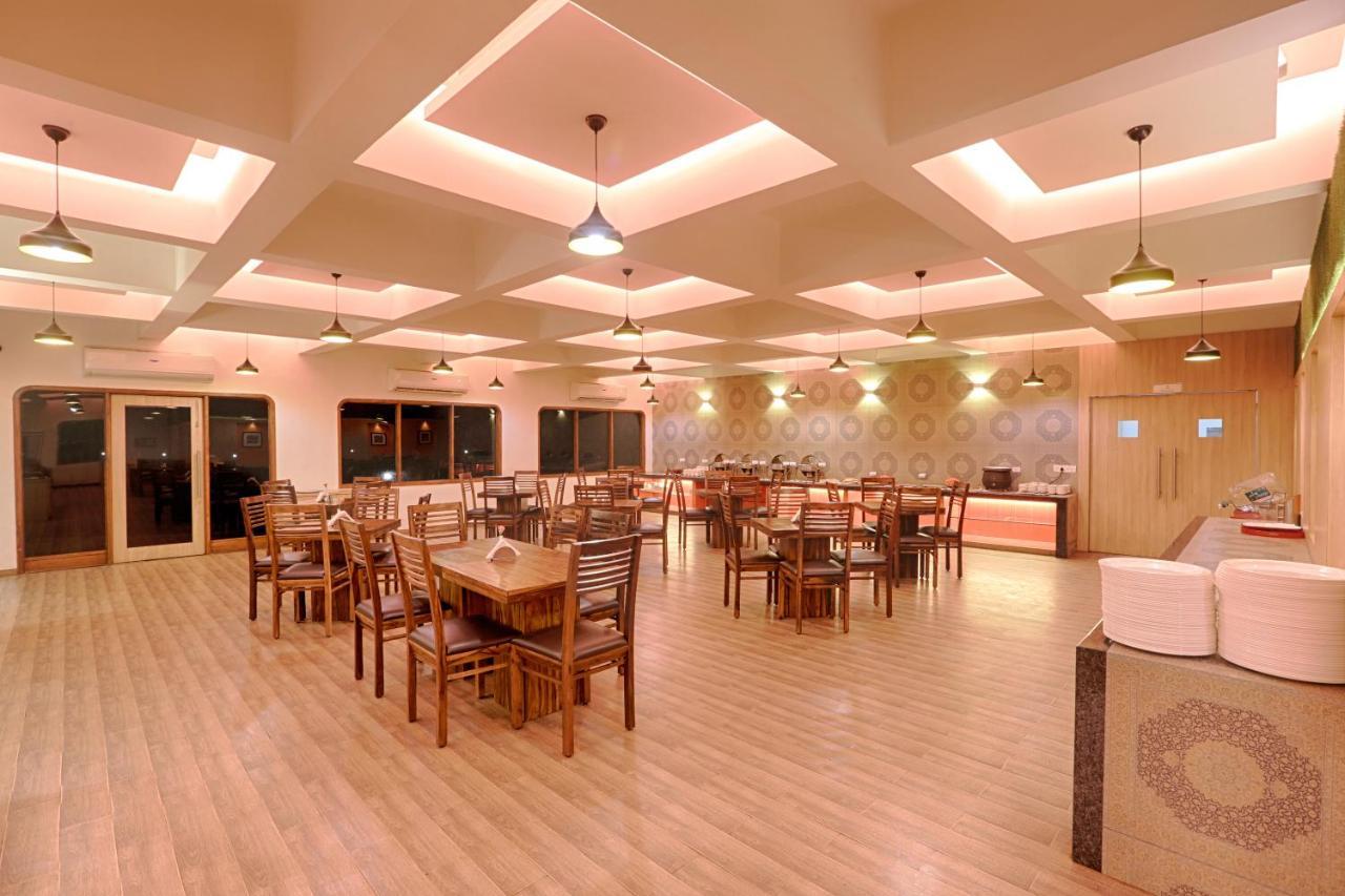 The Byke Old Anchor Beach Resort & Spa Cavelossim Extérieur photo